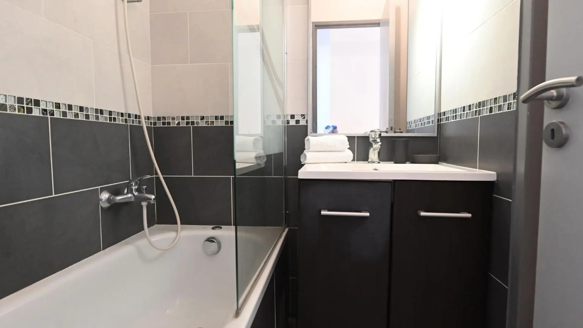 Saint-Raphaël Apartment Le Village - Vj 107 By Interhome